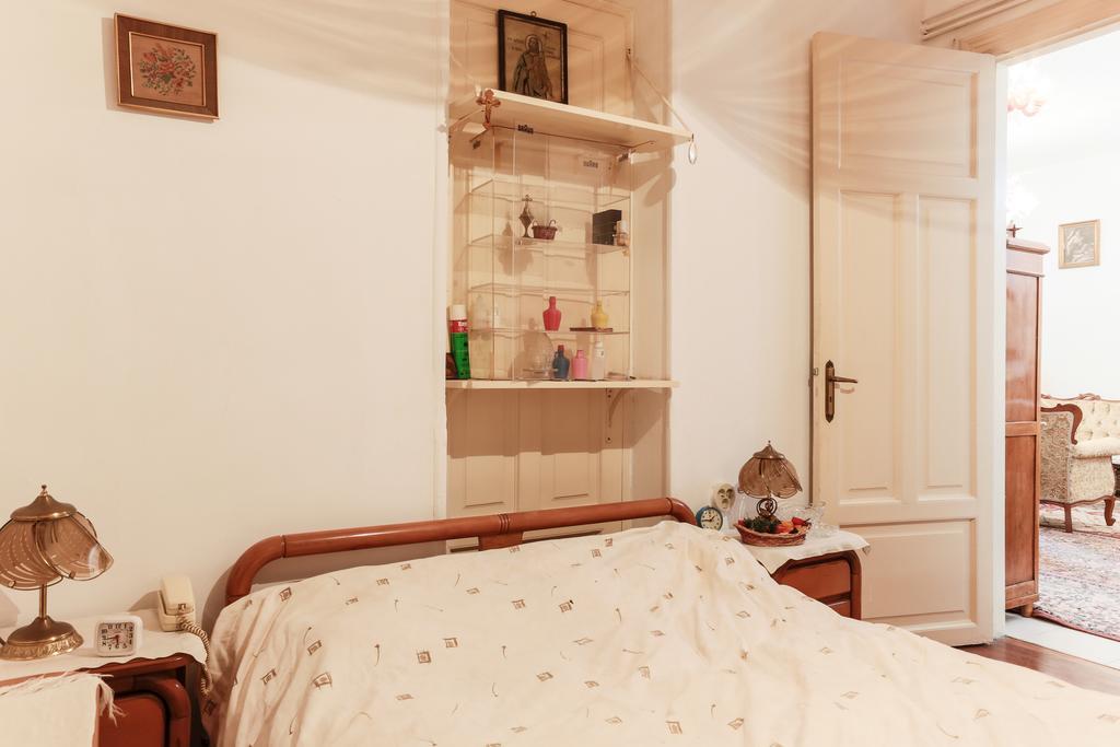 Filopappou Home Atenas Exterior foto